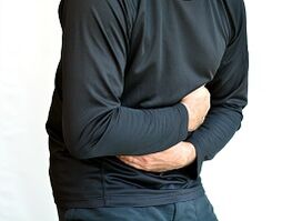 อาการปวดท้องเป็นอาการของการปรากฏตัวของปรสิตในร่างกาย
